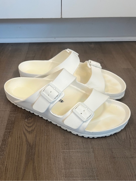 Birkenstock Other - Birkenstock Arizona EVA Sandals - White